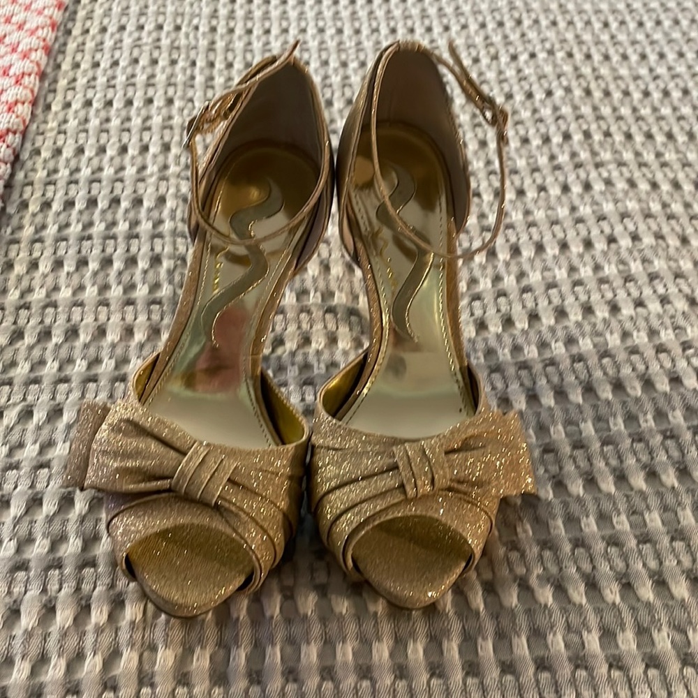 New Gold Nina Electra heels